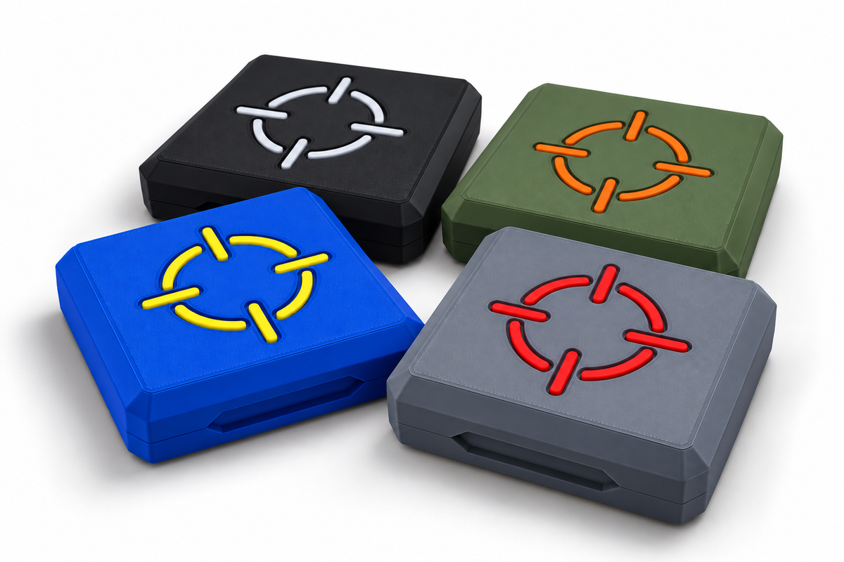 Magnetic storage case with crosshair icon, set of four colors